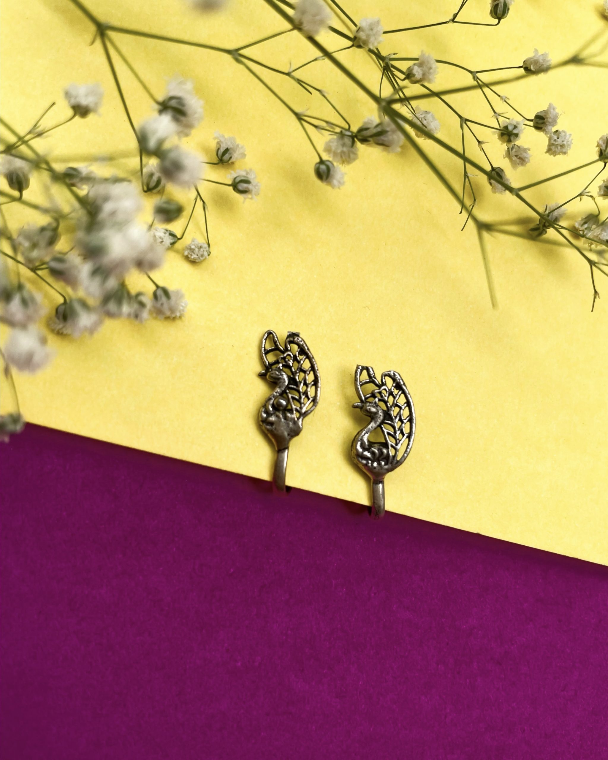 B9452562-419A-42FE-9F0E-E08BD5D0DF29-scaled-1.jpeg Peacock Clipon Nosering - Image 1