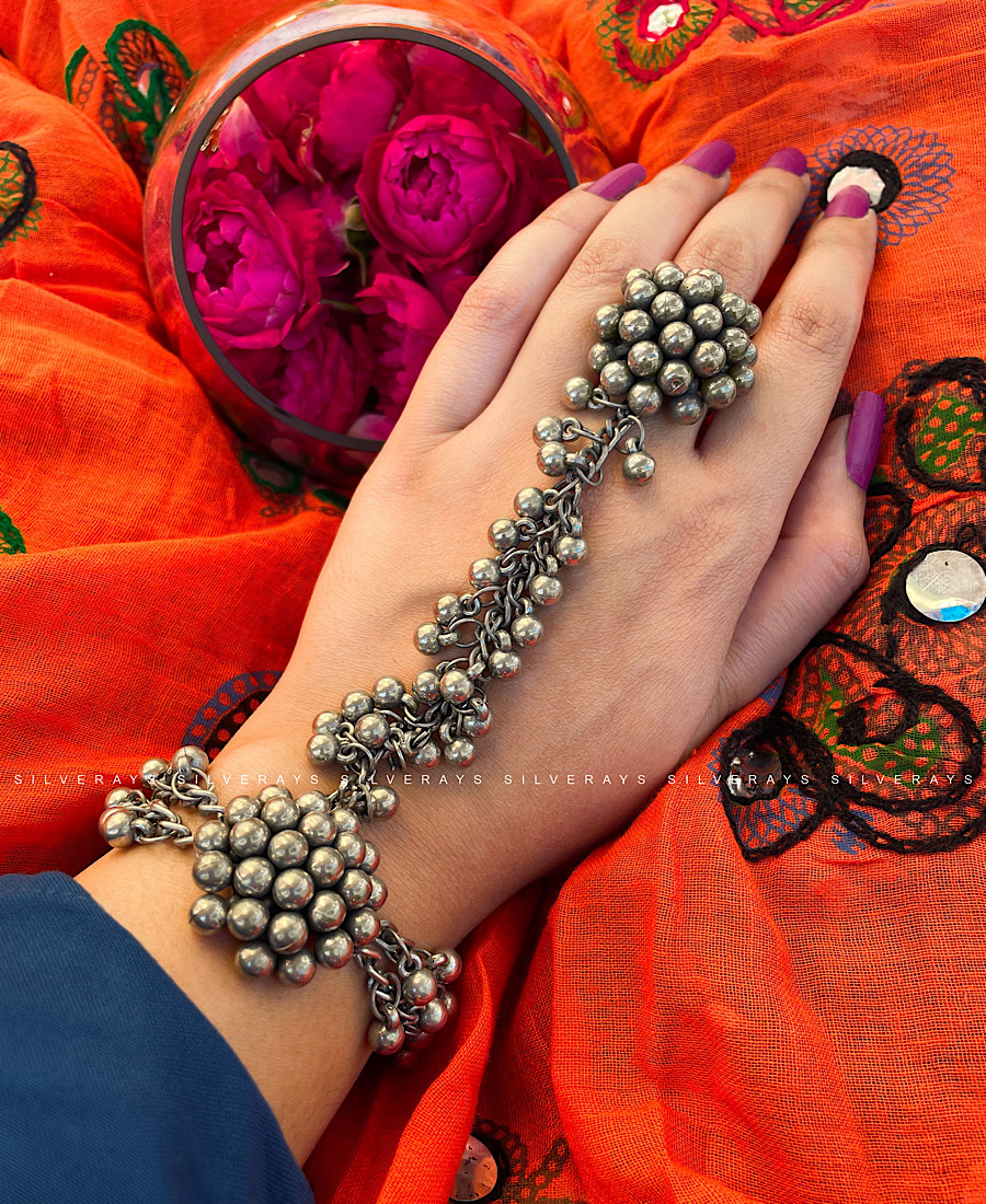 IMG_1847.jpeg Ghungroo haathphool - Image 1