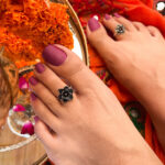 Flower toe ring