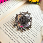 Flower mirror ring