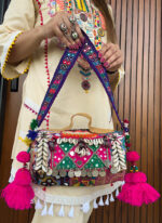 Banjara sling bag d4