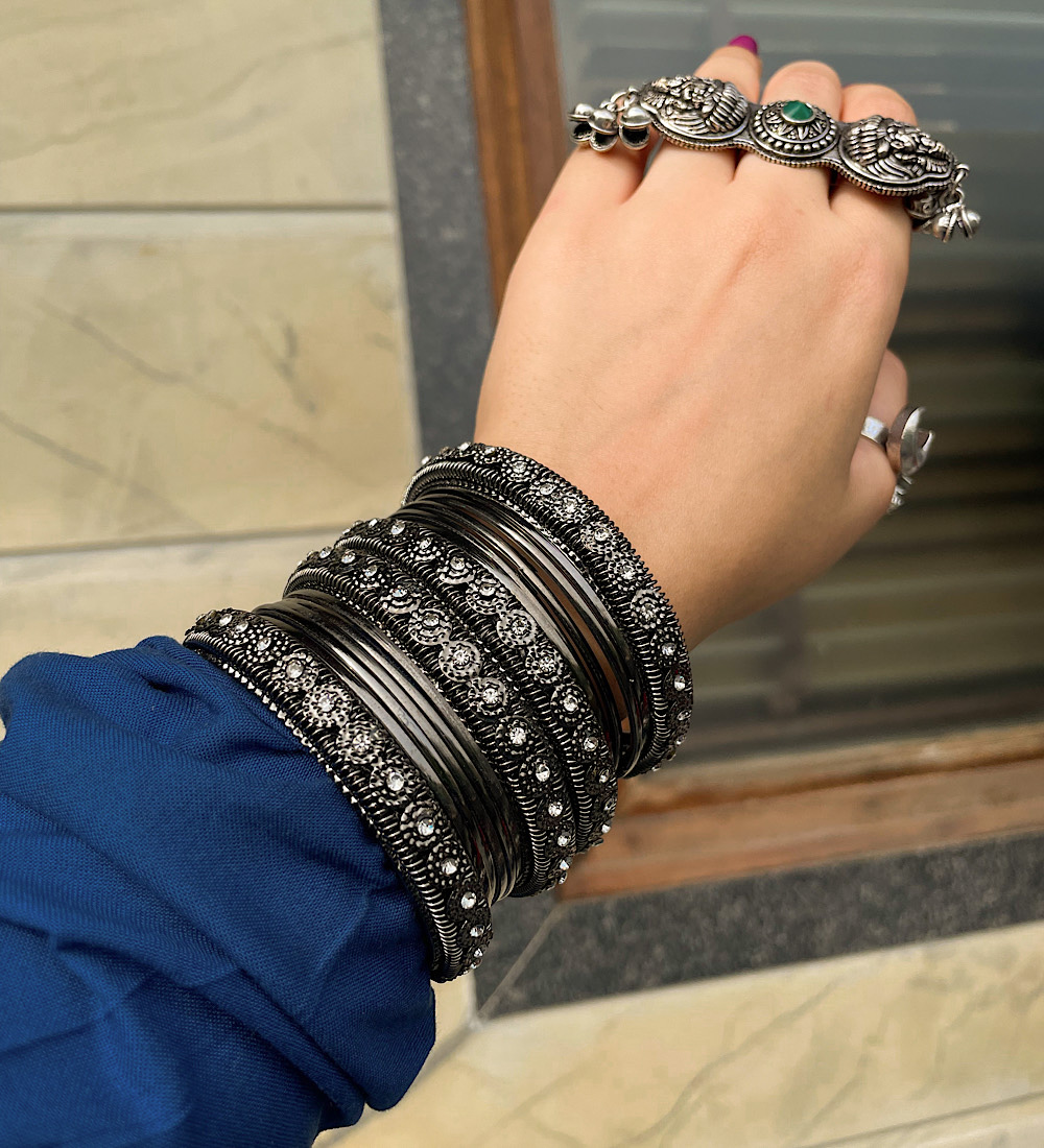 IMG_6776.jpeg Oxidised Bangles - Image 1