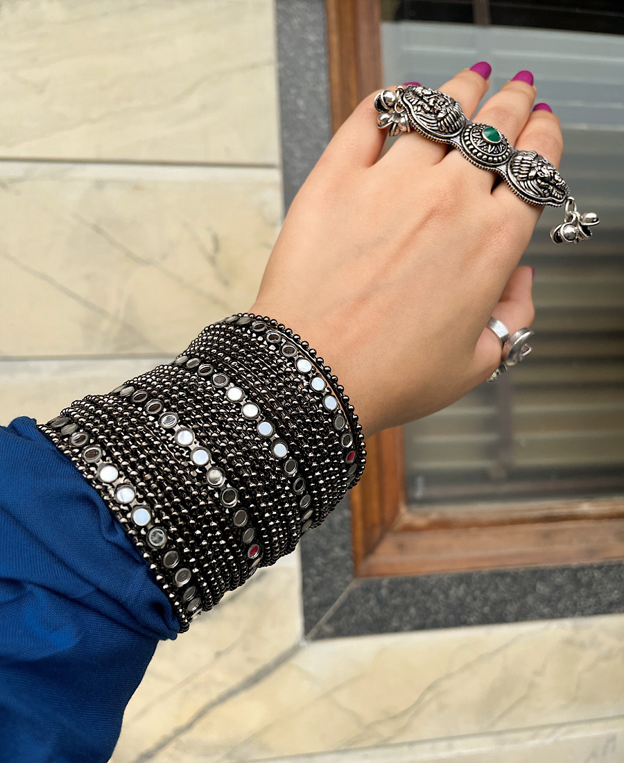 IMG_6783.jpeg Oxidised mirror bangles - Image 1