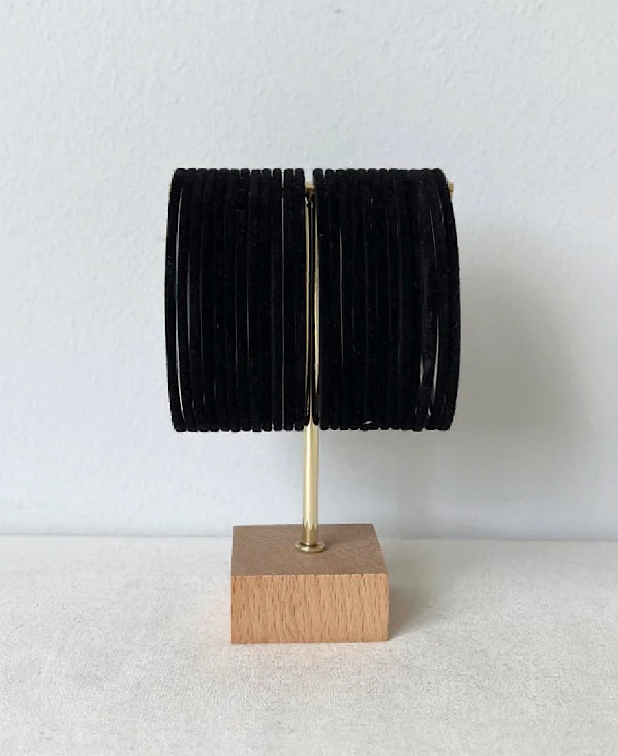 IMG_7740.jpeg Velvet bangles BLACK - Image 1
