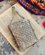 Raavi Phone clutch - Image 3